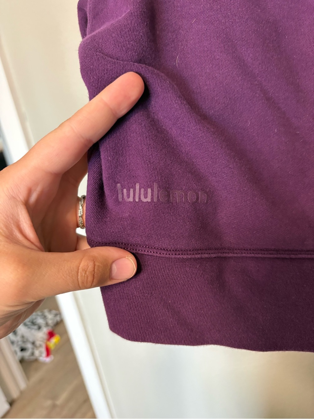 Lululemon Perfectly Oversized Cropped Crew Sweatshirt Purple 10/12 Large - Picture 4 of 6